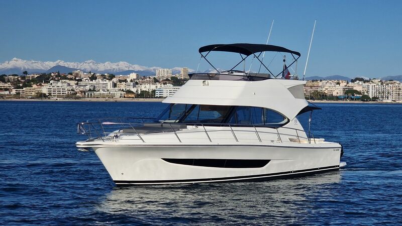 RIVIERA 39 FLY 